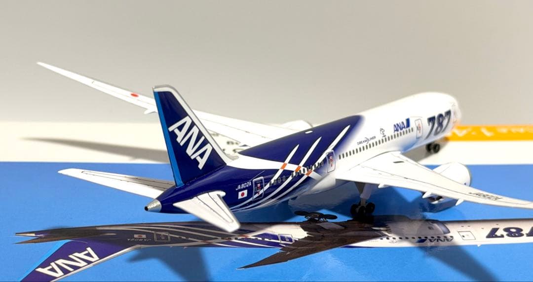 全日空商事 1/400 B787-8 特別塗装機 NH40117
