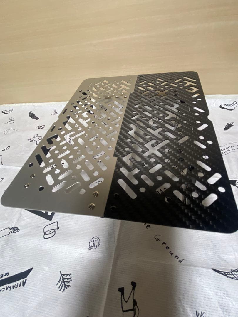 ノイコヤマイコnoicoyamaico カーボン&アルミ　テーブル