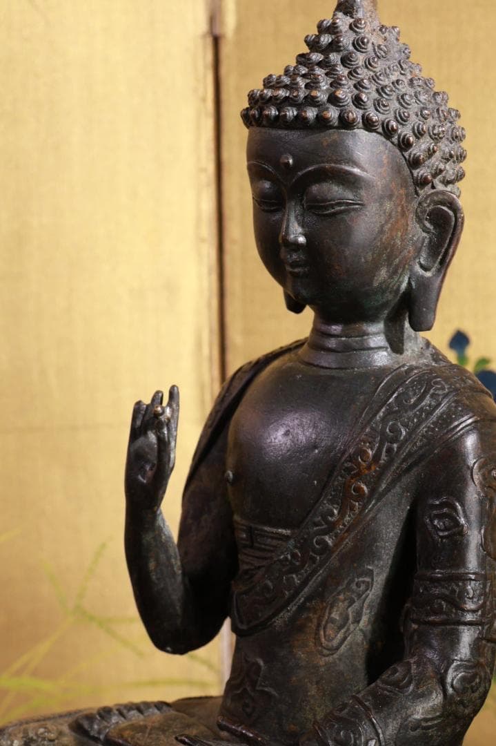 BE856 チベット仏　アミターバ　阿弥陀如来坐像　銅製　仏教美術