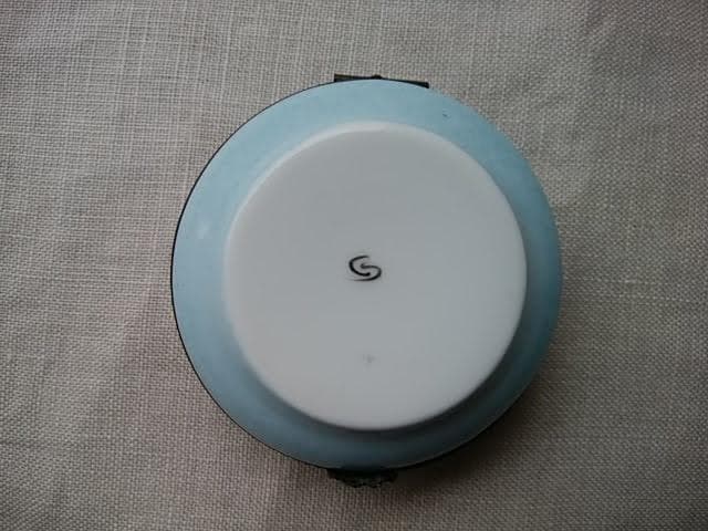 リモージュ　飛行船　小箱　ピルケース