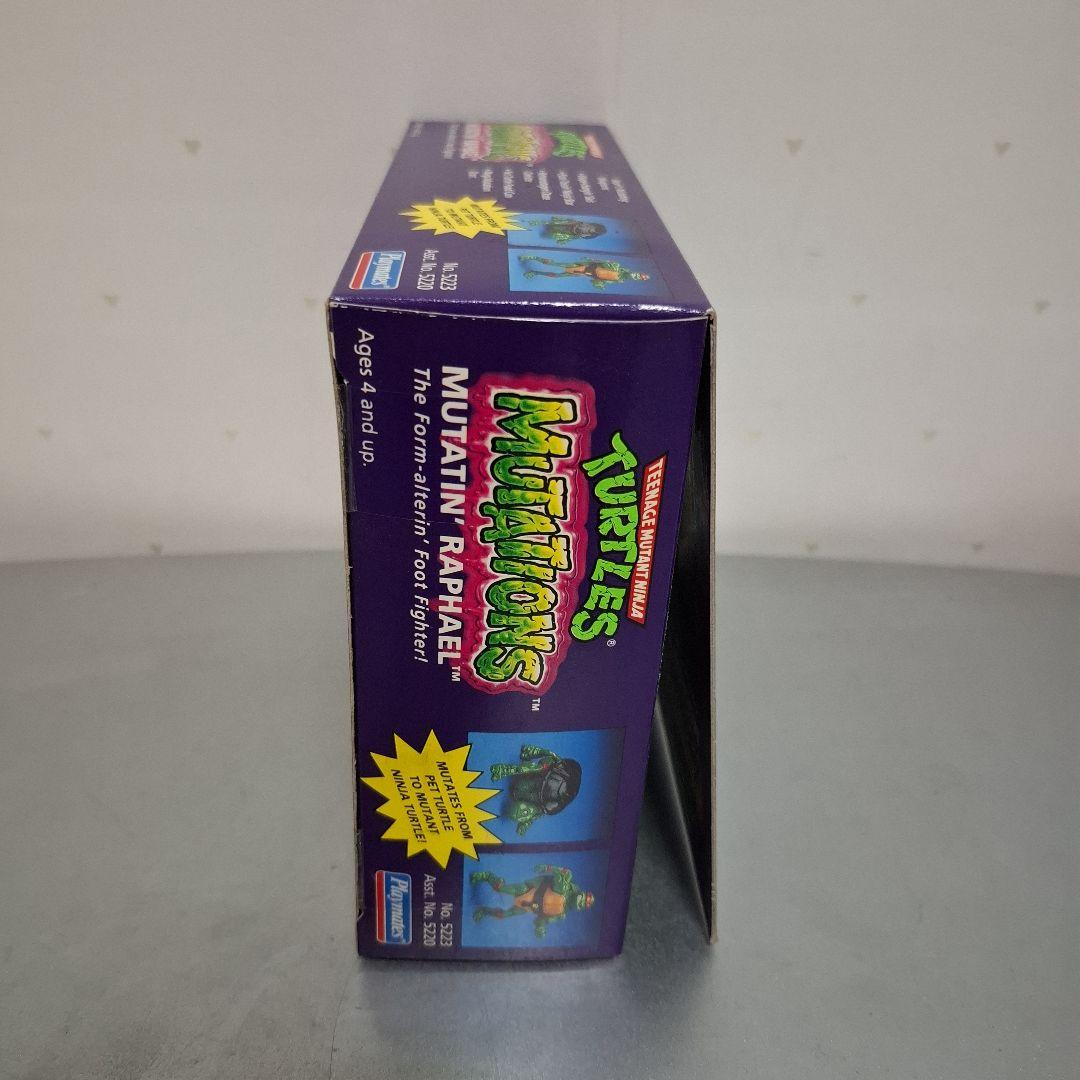 ミュータントタートルズ ラファエロ タカラ playmates フィギュア