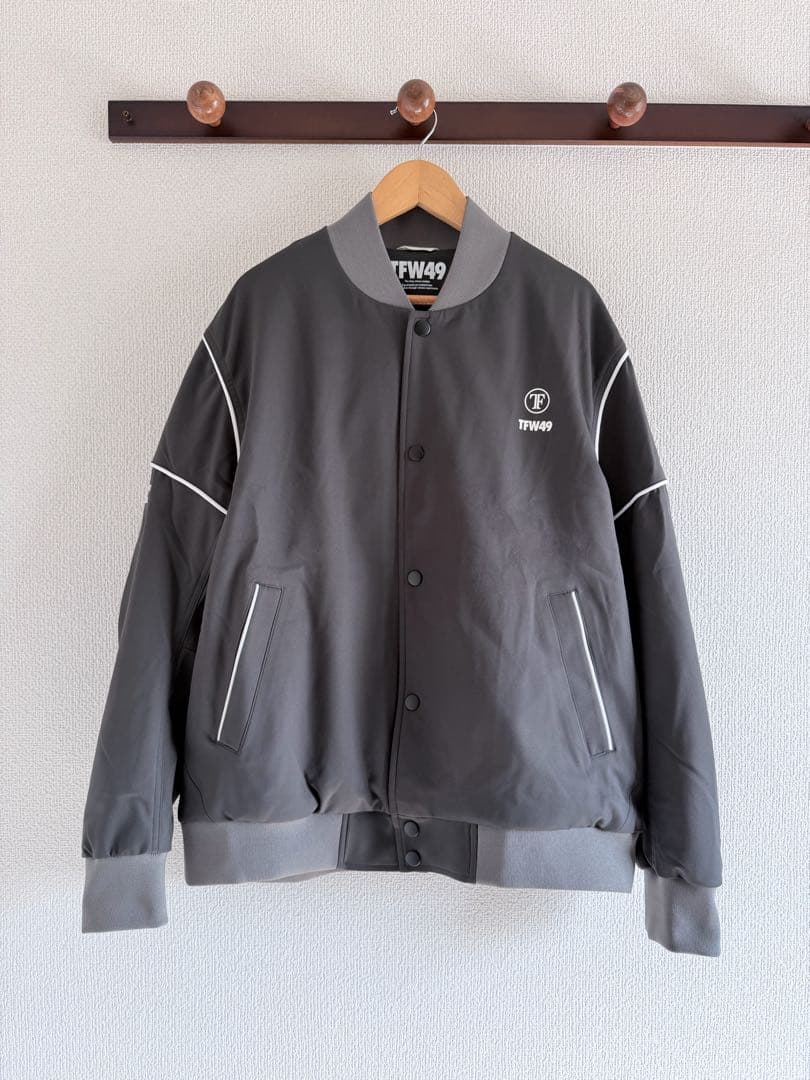 TFW49 ジャケット　サイズXXL 新作　チャーコール