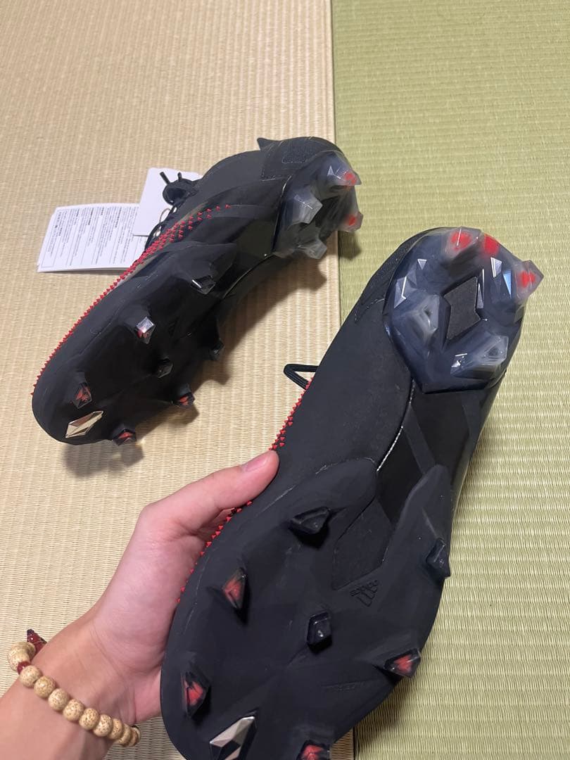 【adidas×PRADA】サッカースパイク 黒/赤