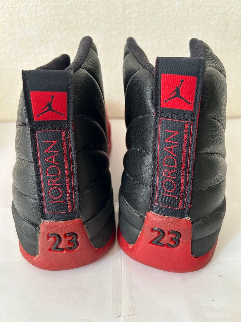 Air Jordan 12 ブラック/レッド