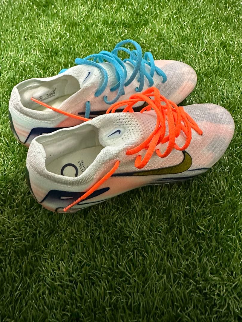 ジュニアマーキュリアル ALL 22.5センチ