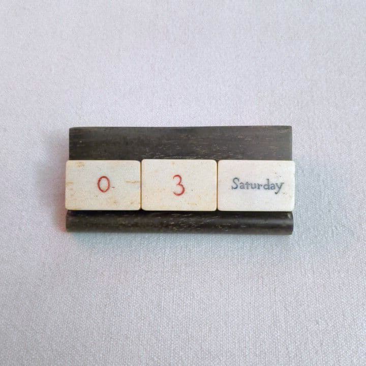 デイリーカレンダー 卓上 水牛角 ビンテージ 未使用品