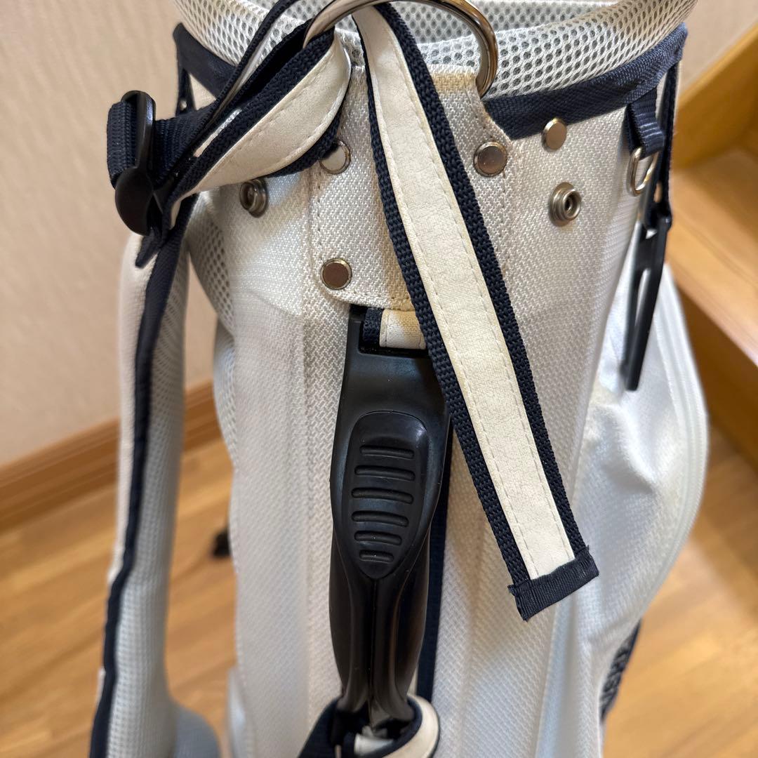 パーリーゲイツゴルフバッグ・キャディバッグ ホワイト　アイアンカバー付き