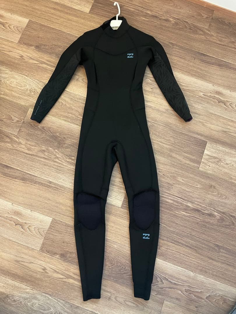 BILLABONG ウエットスーツ USA 4 ブラック