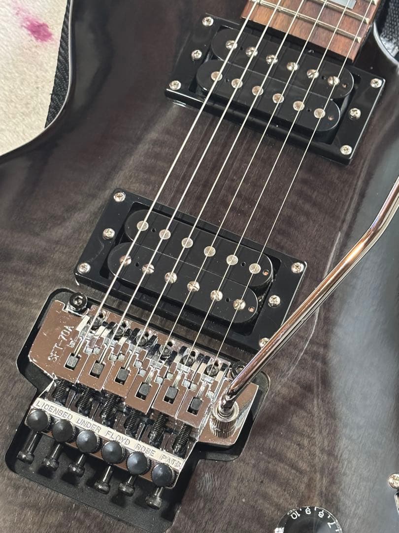 美品　GrassRoots G-LP-49 です。