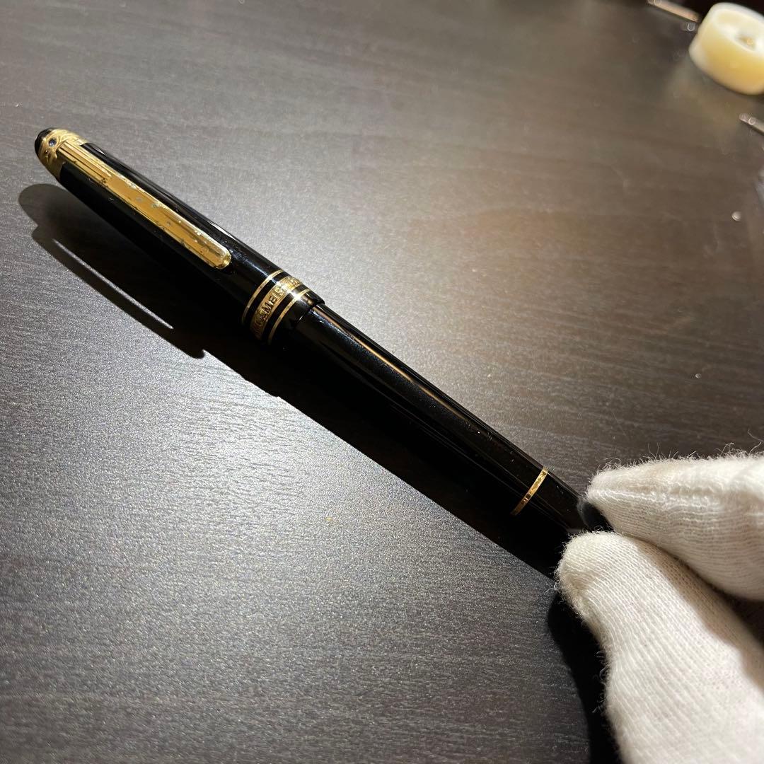 モンブランMontblanc シグネチャーフォーグッド　万年筆 サファイア付き