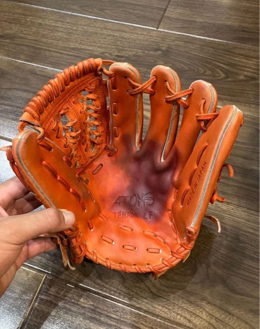 アトムス ターニング 硬式グローブ オレンジ