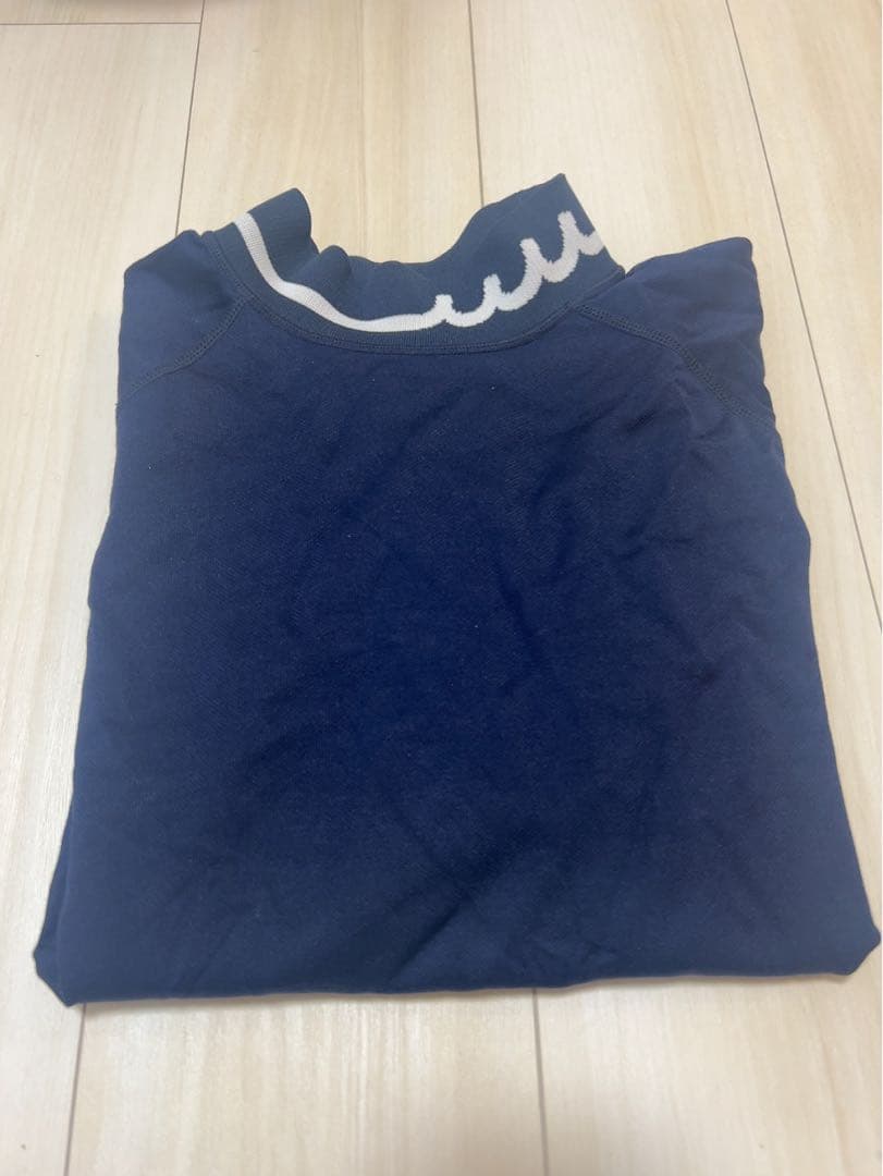 muta ライトハイテンション リブモックネックシャツ