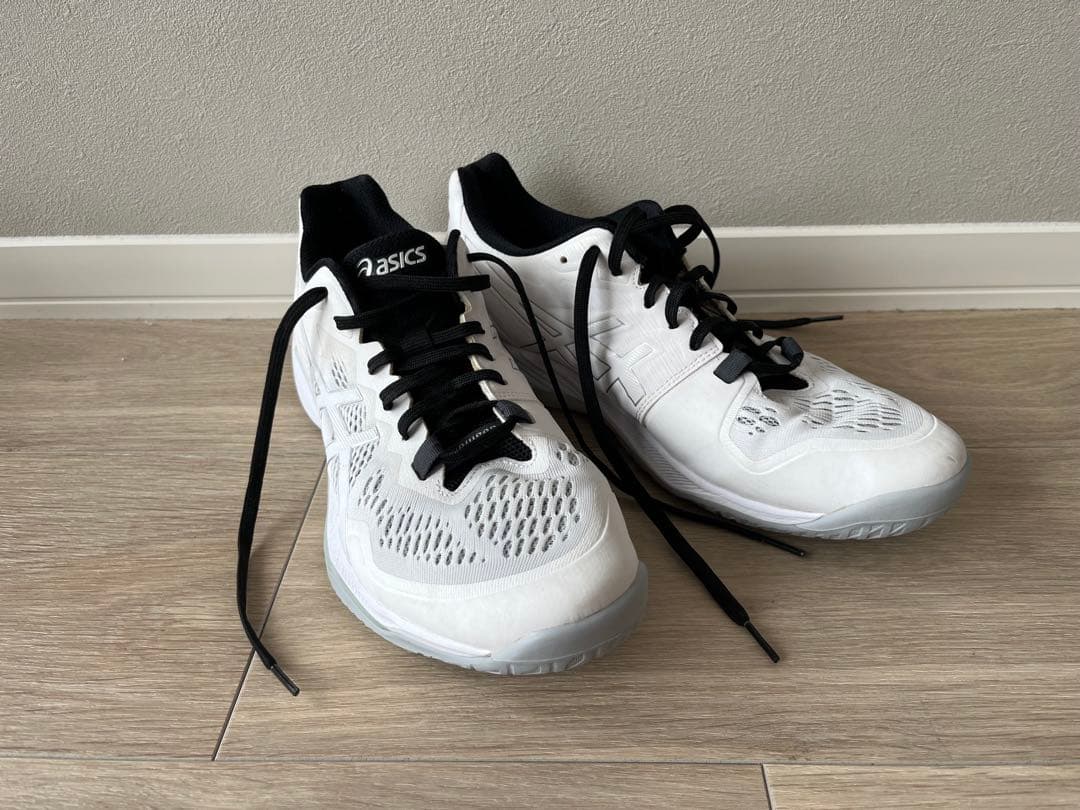 asics バレーボールシューズ 28.5cm（大きめ）