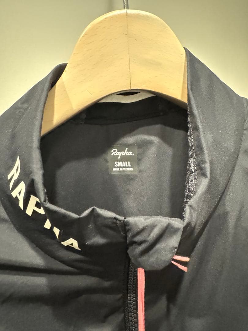 t*3様 【美品！】Rapha メンズ プロチーム インサレーテッド ジレ S
