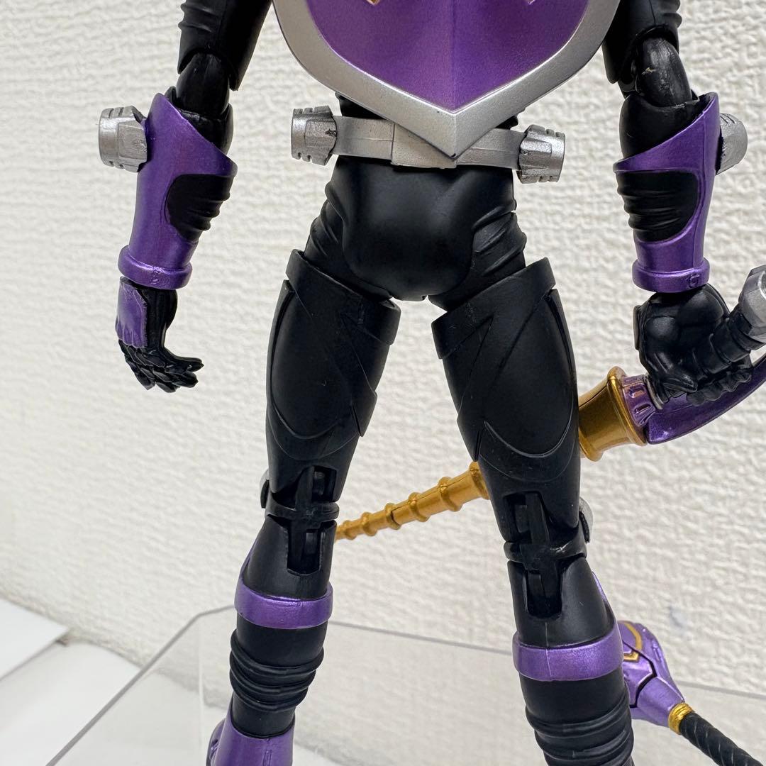 S.H.Figuarts 仮面ライダー王蛇&ナイト 2種セット
