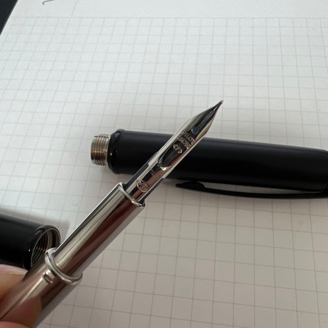 Pilot キャップレスブラック