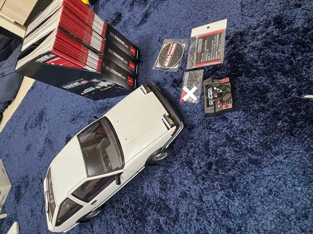 ディアゴスティーニ1/8 頭文字DのAE86ハチロク　完成品