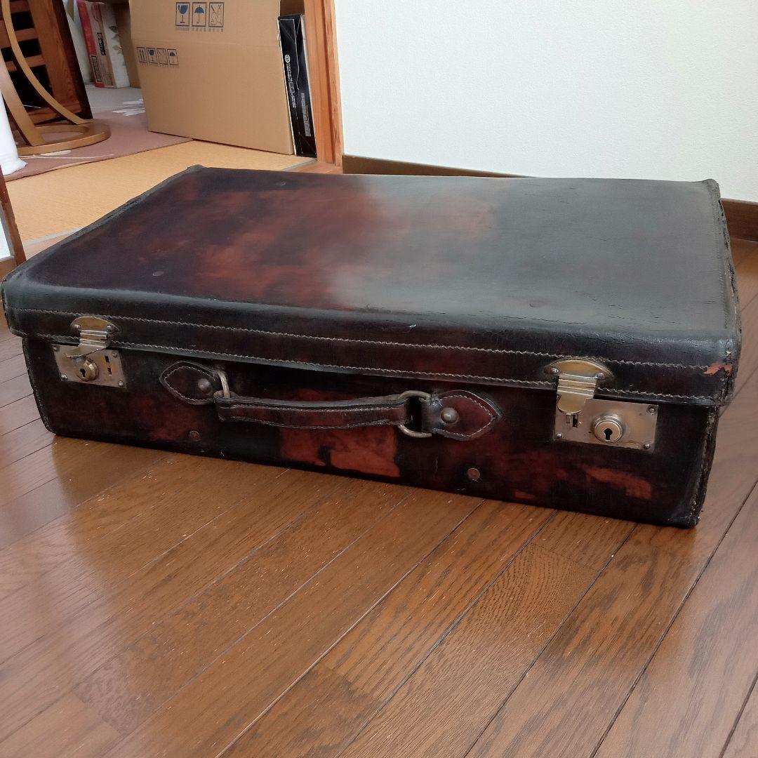 イギリスアンティーク　レザートランク