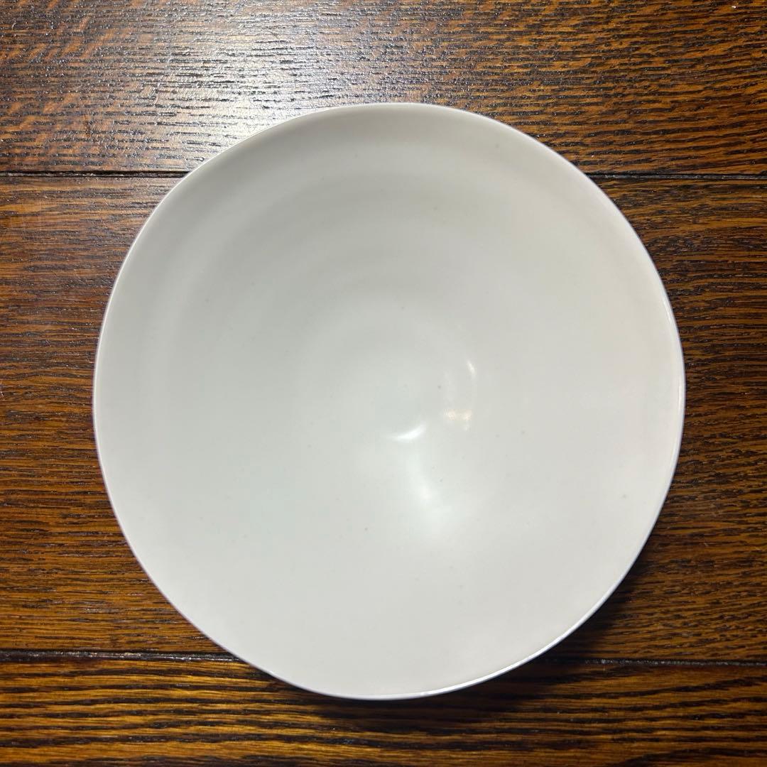 黒田泰蔵さん　白磁椀　器