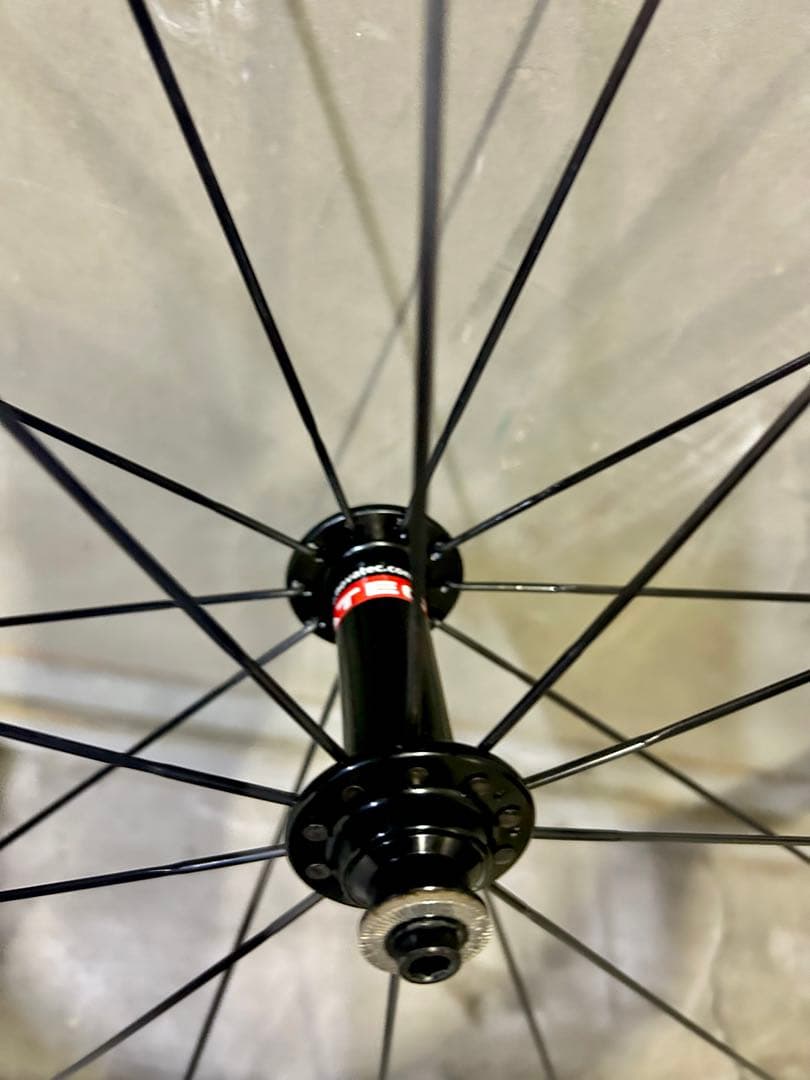 ◆鬼軽いカーボンホイール＋タイヤ重量0.93g！◆