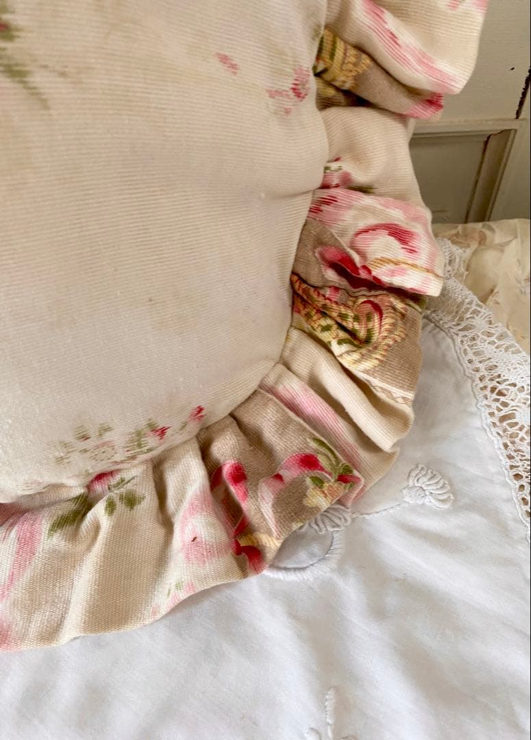 レア★アンティーク⭐︎フラワーバスケット ♪花かご刺繍クッション