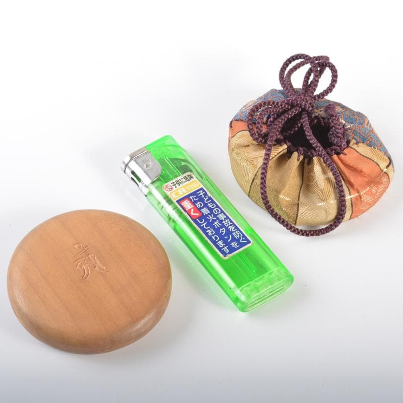 仏教美術　 香木　白檀製　雅銘　普賢菩薩像刻　香合　桐箱付　M　R6353