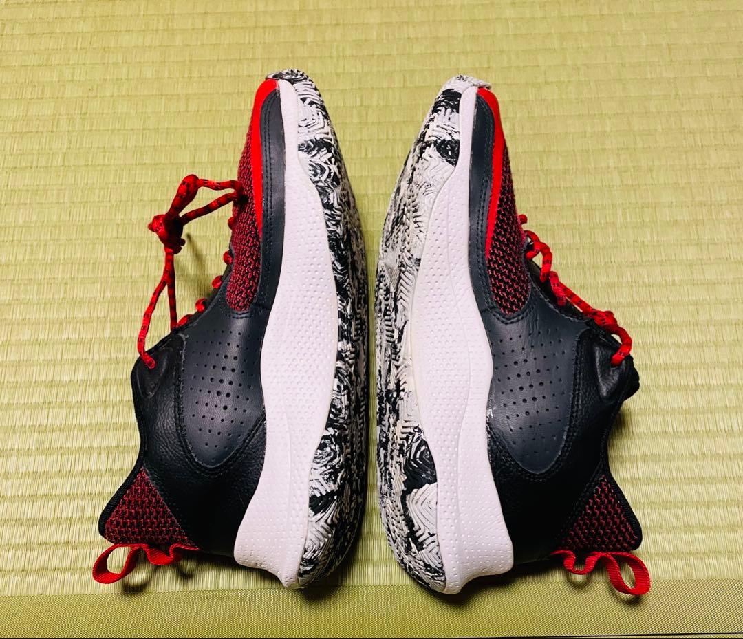 アンダーアーマー　バスケットシューズ　 CURRY Z3 24 赤　27.0