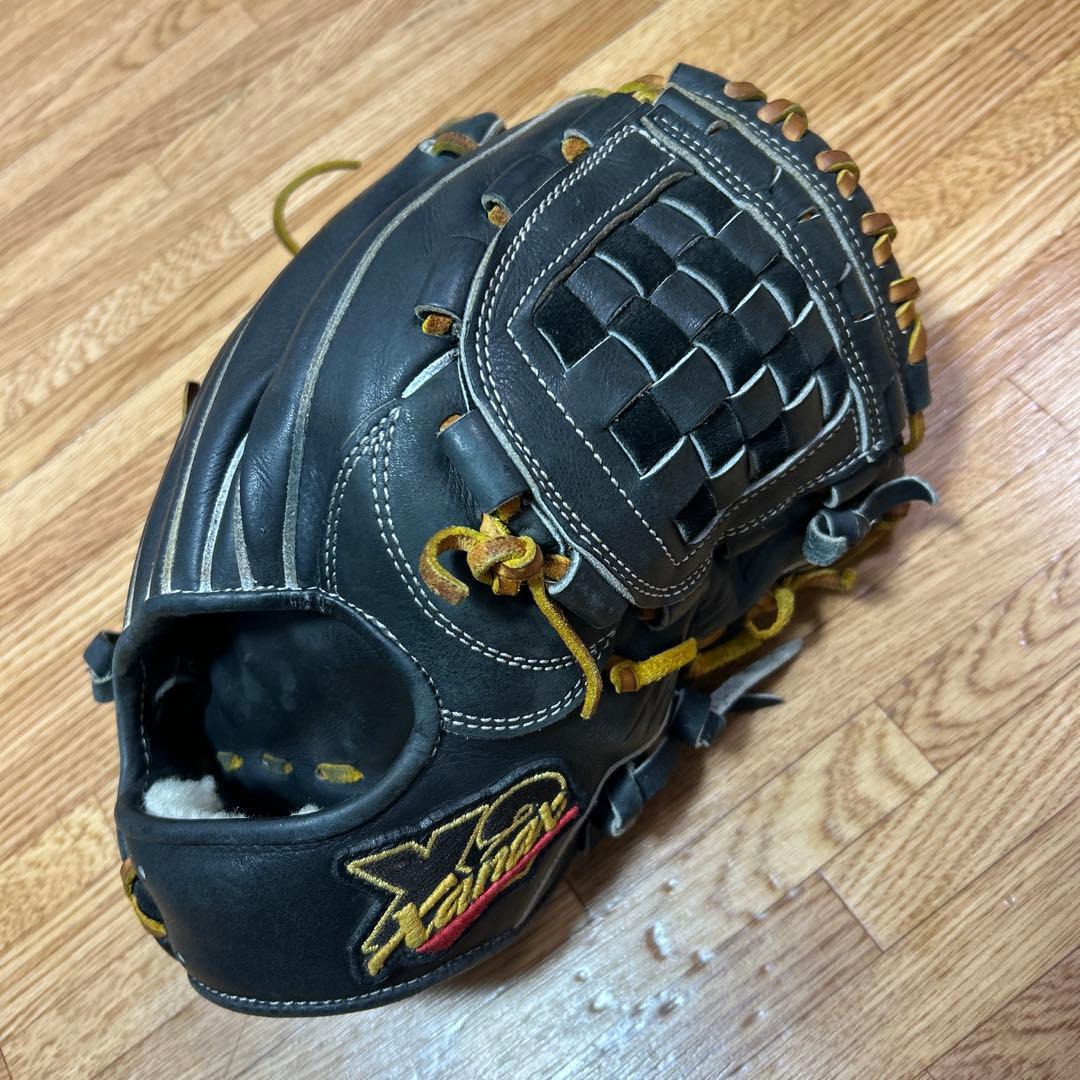 V*K様 【値下げ中】Xanax 硬式グローブ 黒 編み込みスタイル　中学生　内