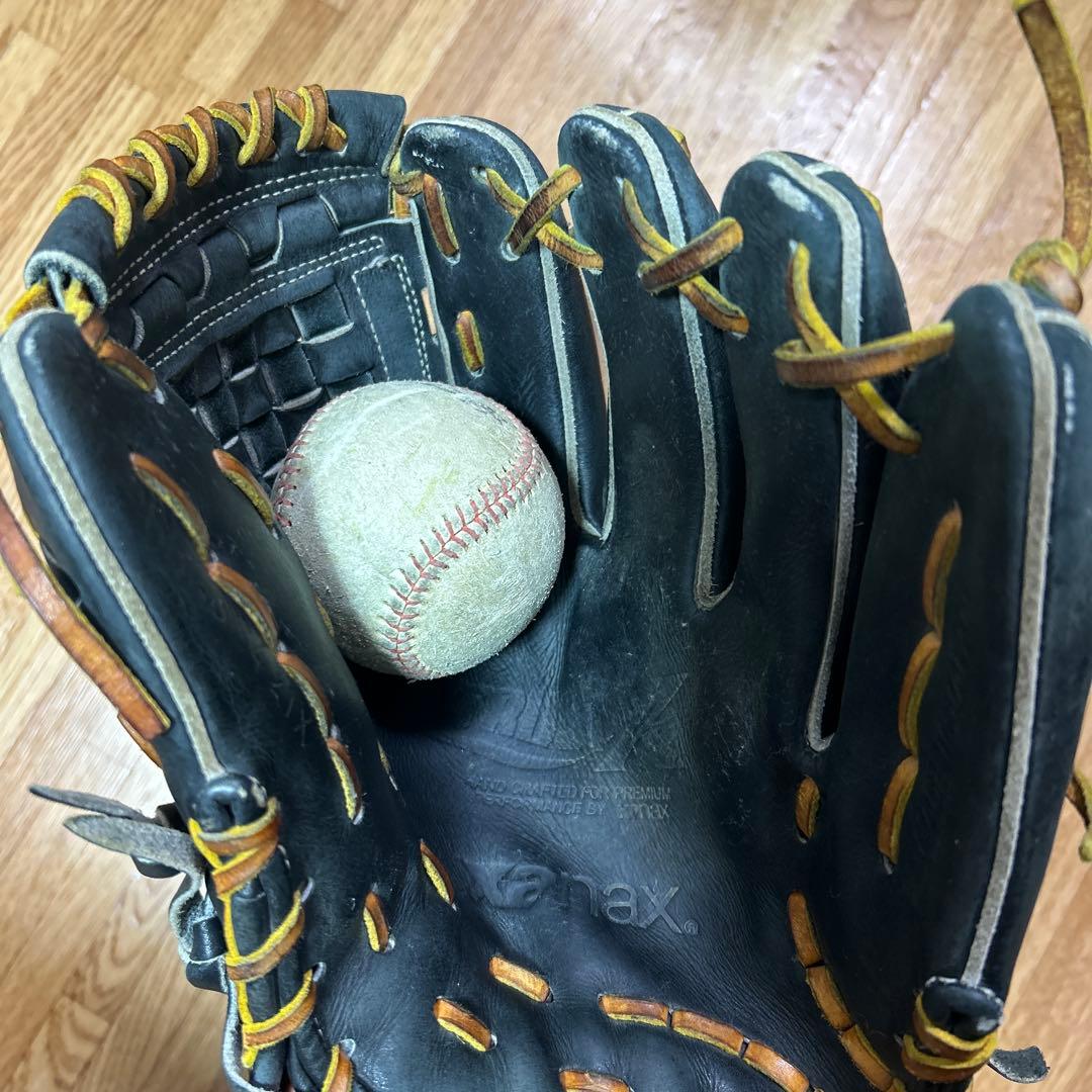 V*K様 【値下げ中】Xanax 硬式グローブ 黒 編み込みスタイル　中学生　内