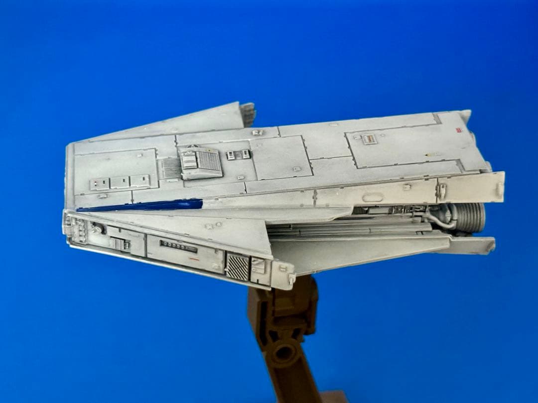 バンダイ スターウォーズ 1/144 ミレニアム・ファルコン ランド(2)完成品