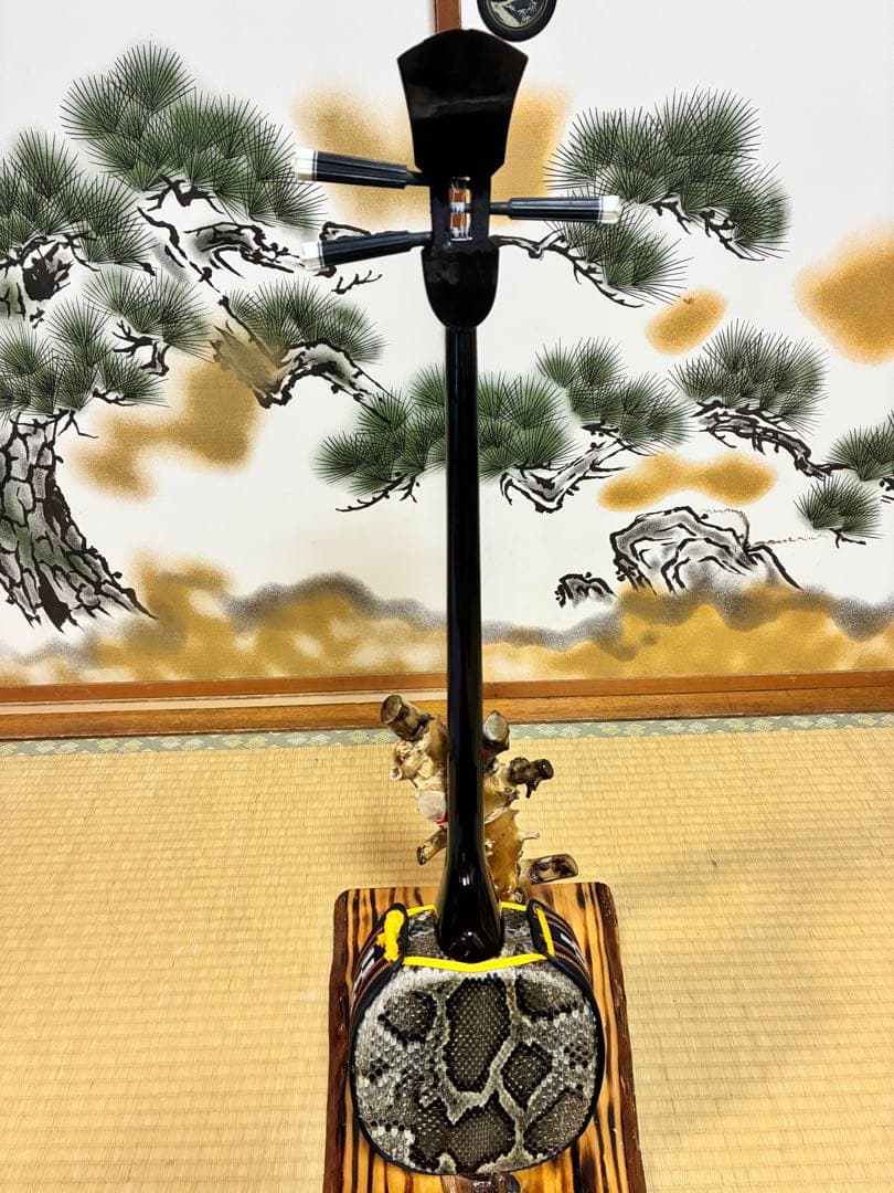 沖縄三線！黒木上質カマゴン！知念大工型！本張り【一枚張り】