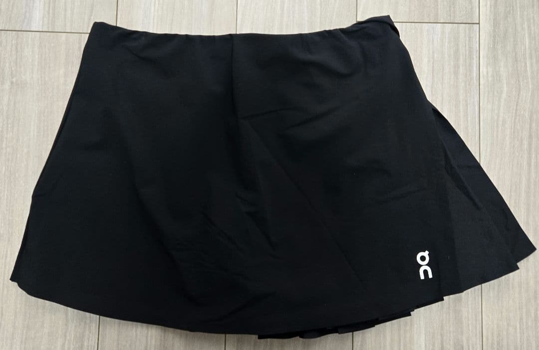 【美品】On/オン テニス コートスカートサイドプリーツ 海外Sサイズ