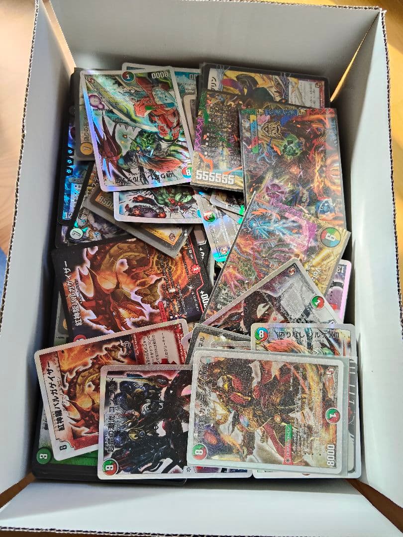 デュエルマスターズ　まとめ売り　勝舞編がたいぶ入っている　ファイルとスリーブ付き