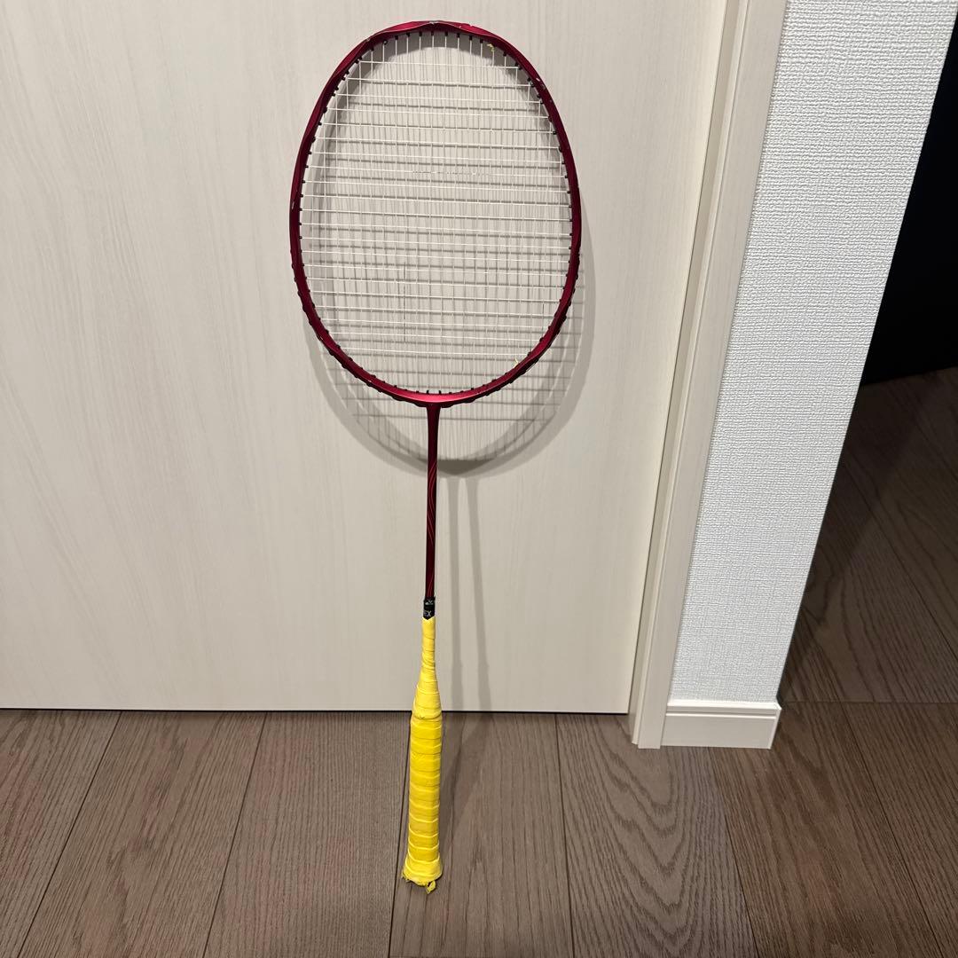 バドミントンラケット インフェルノレイド4U