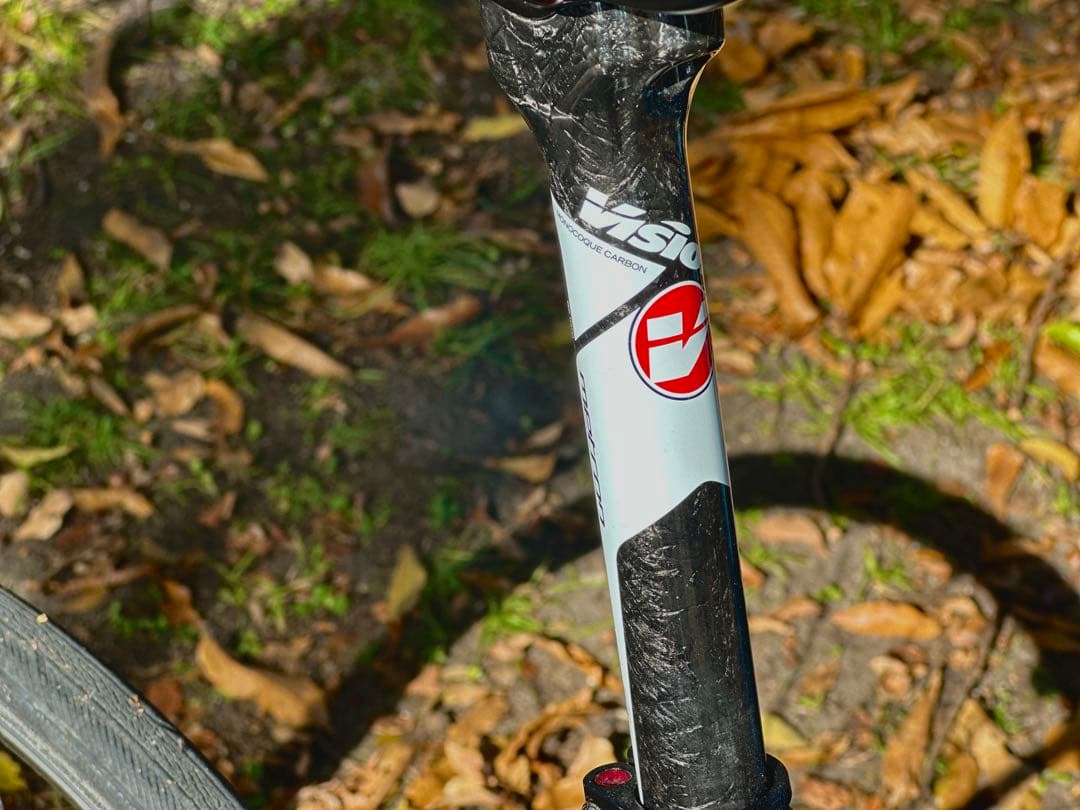 フルカーボン　LOOK 765 hmロードバイク