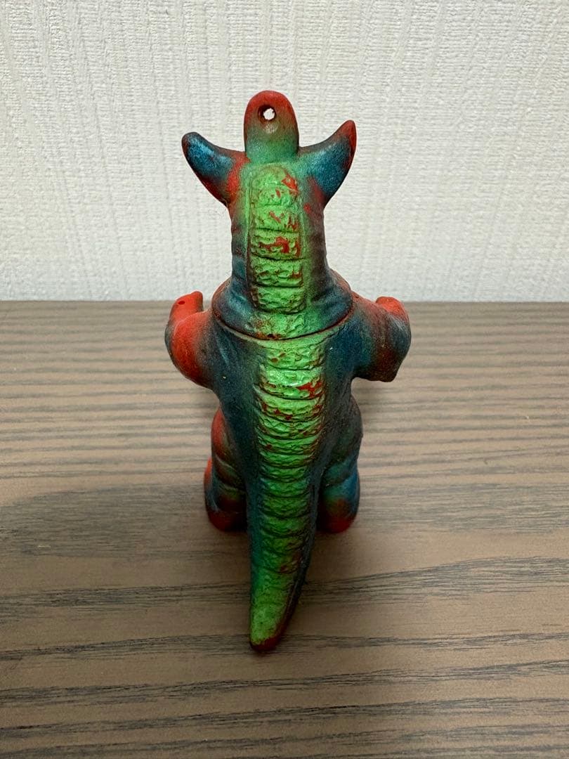 【レア】当時物　怪獣　ゴモラペンダント 円谷