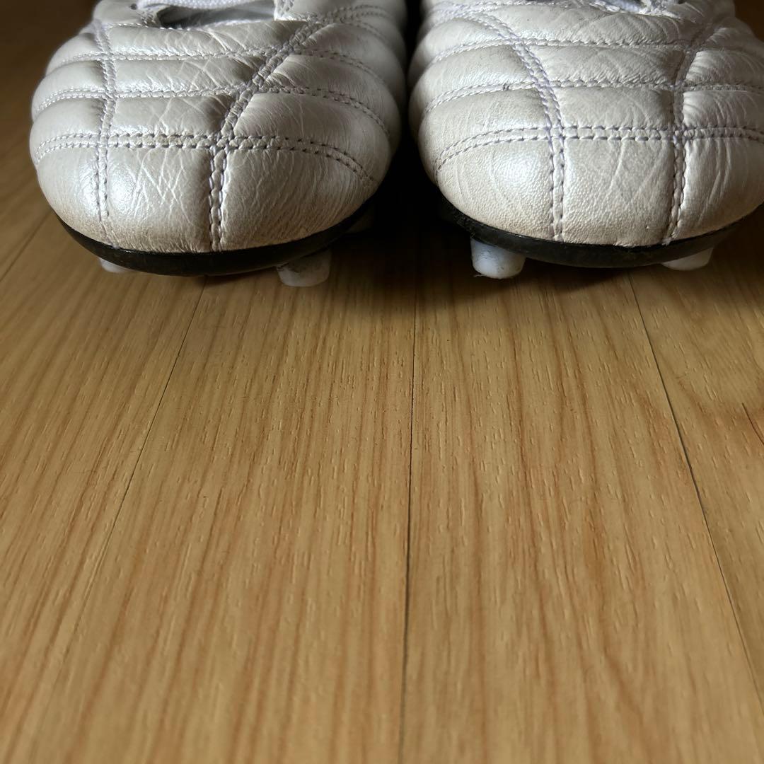 Mizuno モレリア　ネオIII