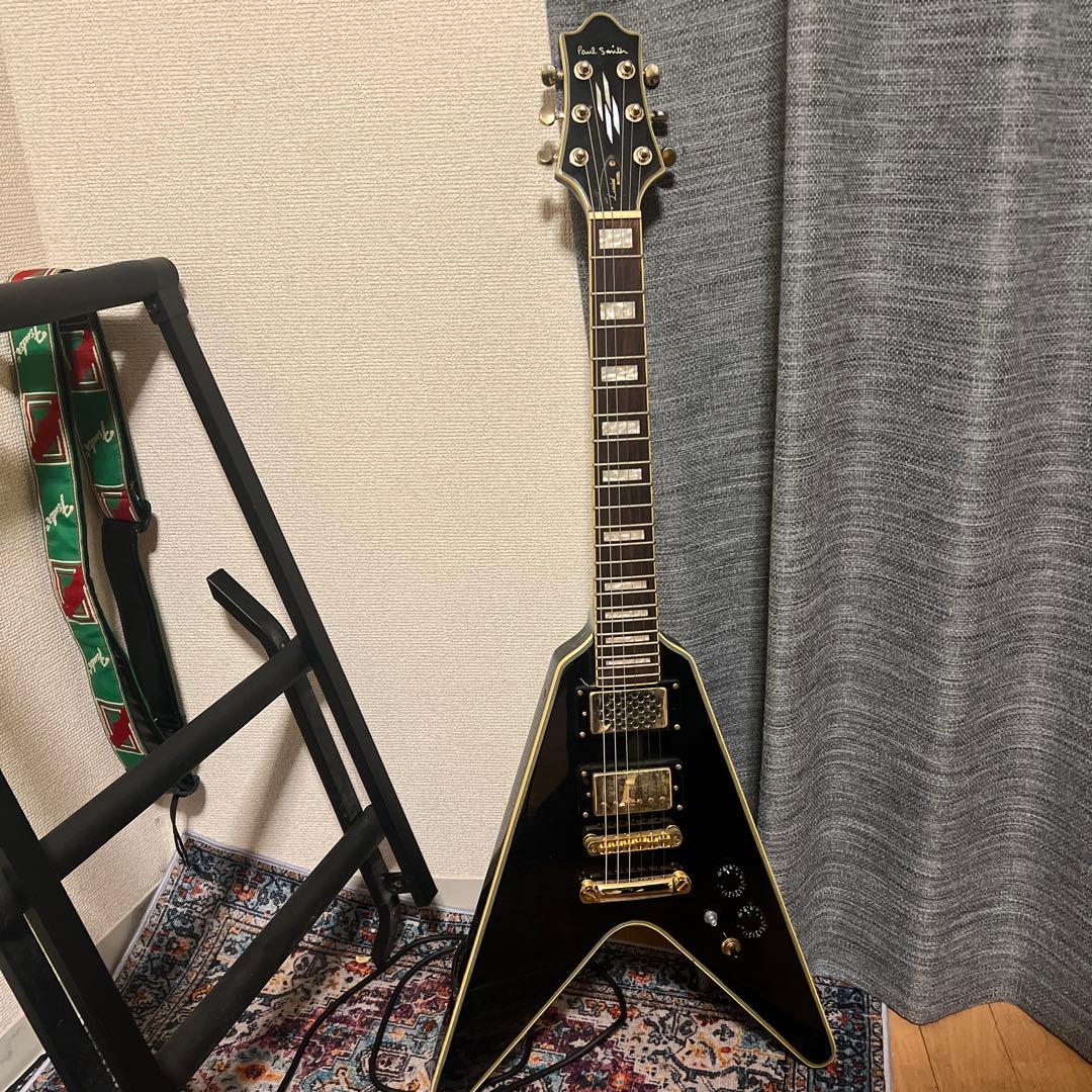 Paul Smith エレキギター ブラック　フライングv