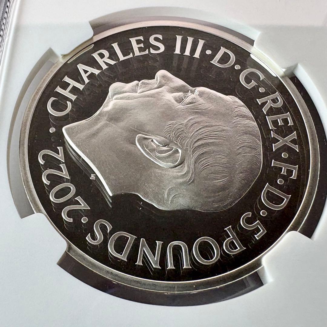 2022 イギリス エリザベス2世 追悼 5ポンド 銀貨 NGC PF69 UC