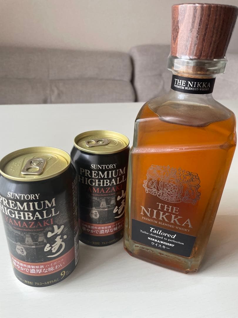 ウイスキー：ザニッカ　700ml +山崎ハイボール缶２缶
