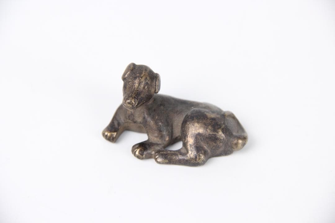 中国古銅　伏犬文鎮　鎮紙　明清時代　金工品　文房具　古美術　骨董 Eo1-14