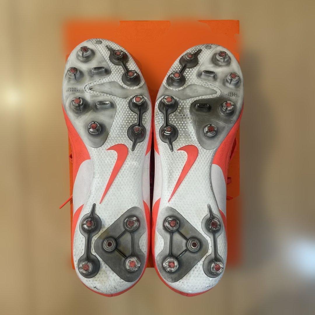 ナイキ(メンズ)サッカースパイク 人工芝用 ティエンポ レジェンド