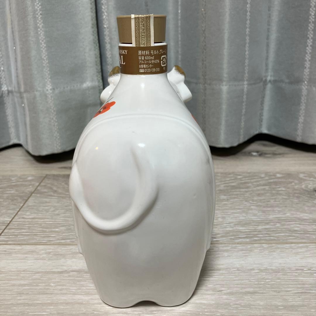 限定ボトル サントリーウイスキー ローヤル 干支ボトル 2009年 丑年 未開封