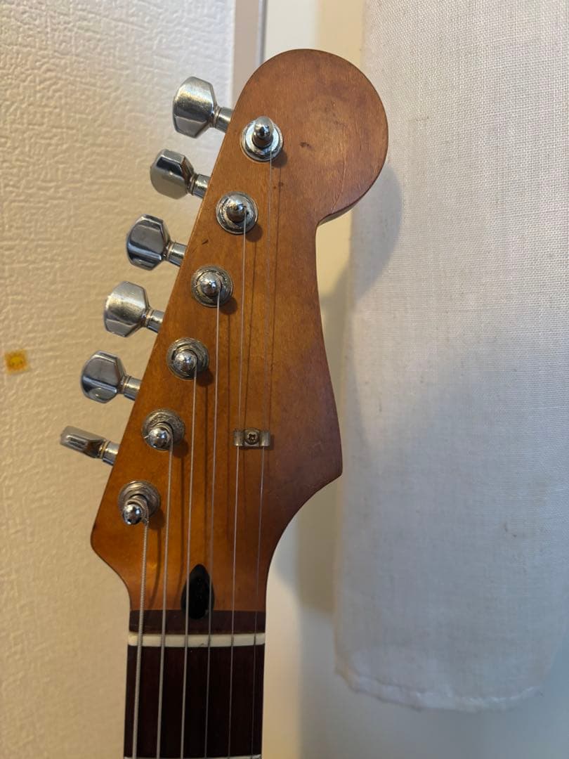 フェンダージャパン　ストラトキャスター