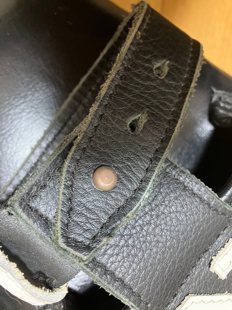 K 黒 パンチングミット