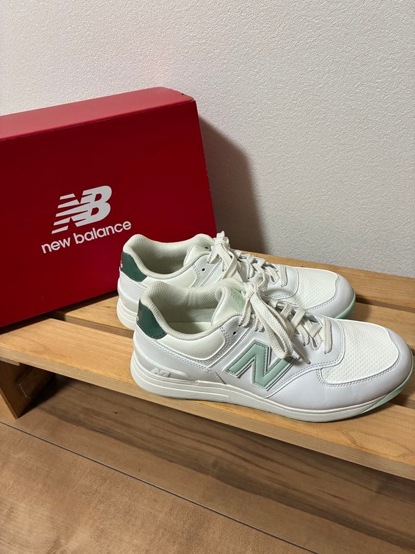 ニューバランスレディースゴルフシューズ24センチ