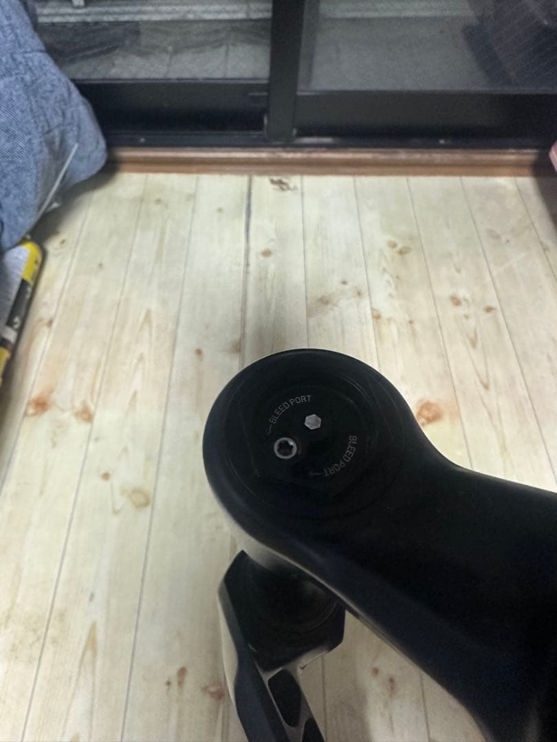 ジャンク　ロックショックス　SID SL Select サスペンション