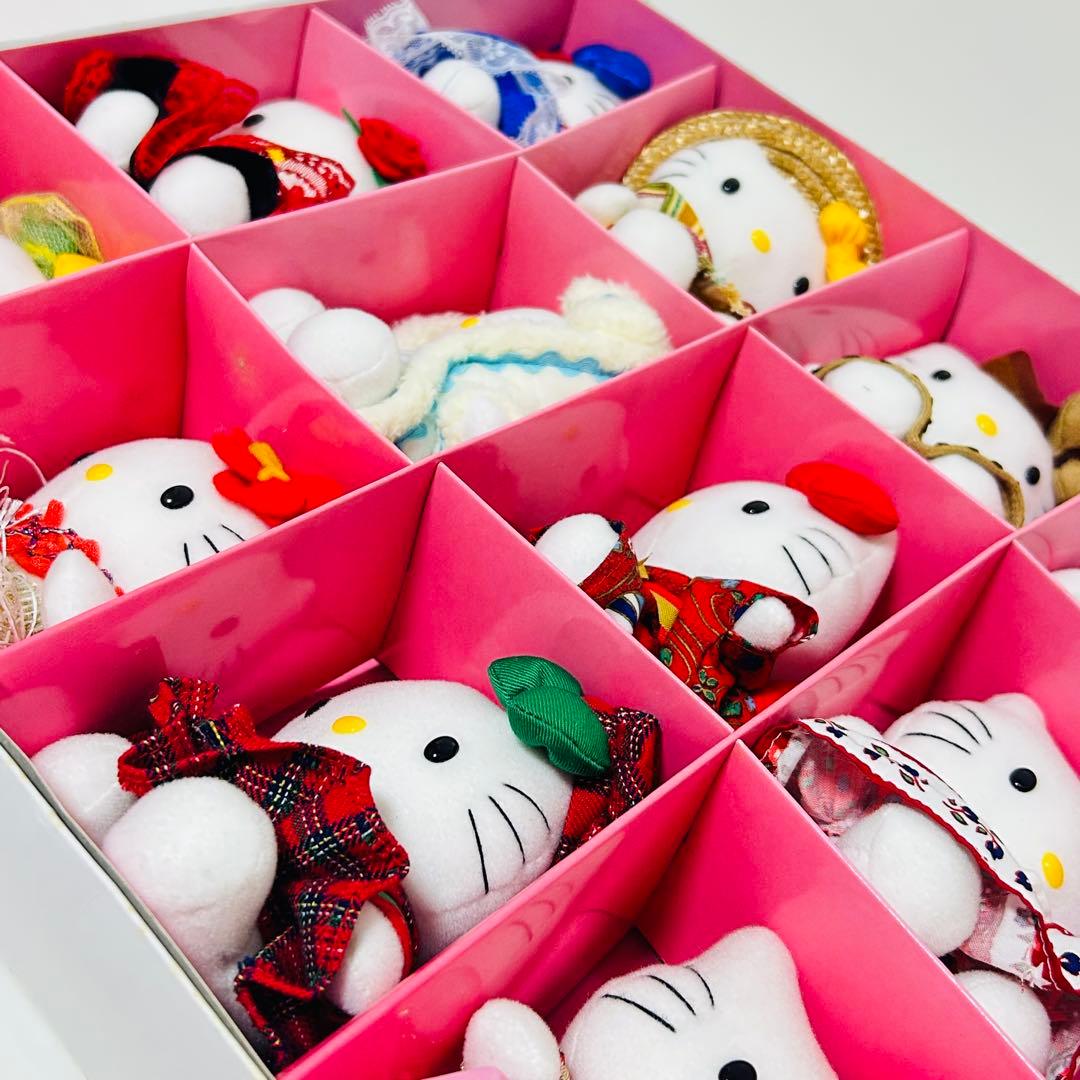 【超希少品】サンリオ ハローキティ 世界のハローキティ ぬいぐるみ