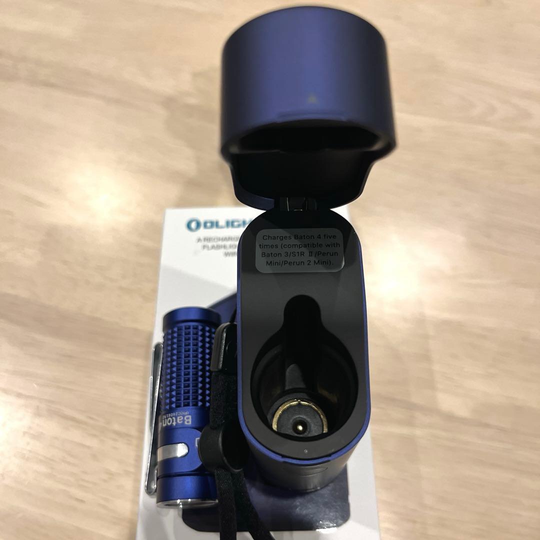OLIGHT オーライト Baton 4 Premium Edition