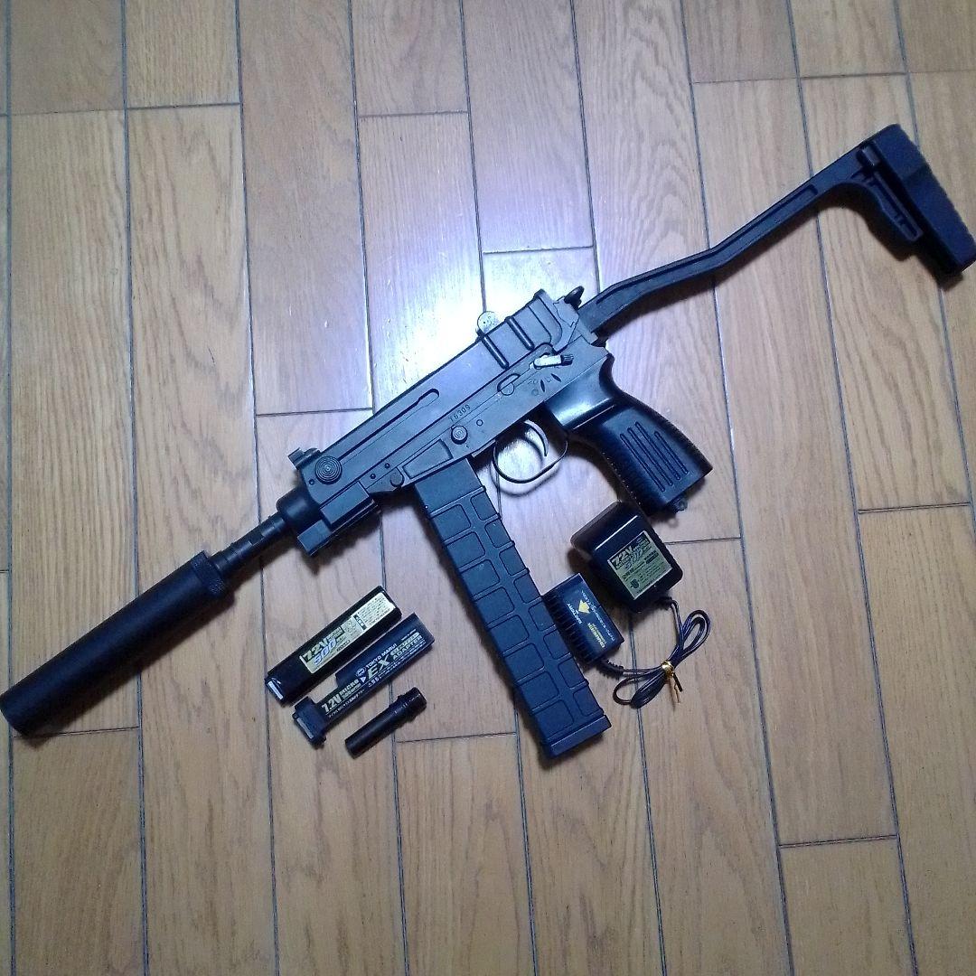 東京マルイ　電動ガン　スコーピオン Vz.61外装カスタム